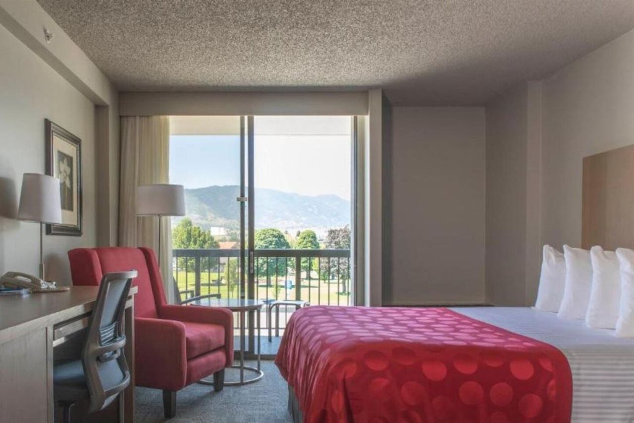 Penticton Lakeside Resort Extérieur photo